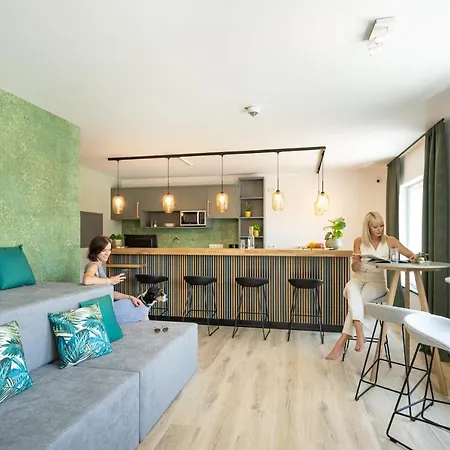 Snooze Hotel 3*